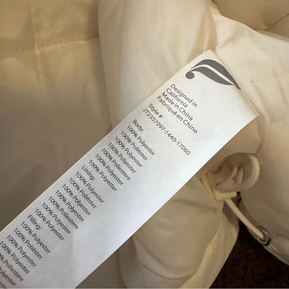 Fabletics White Bone cream oversized Puffer Jacket XL - Picture 9 of 9